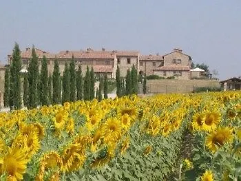 Borgo Beccanella Guest House Asciano 0*,  Italy